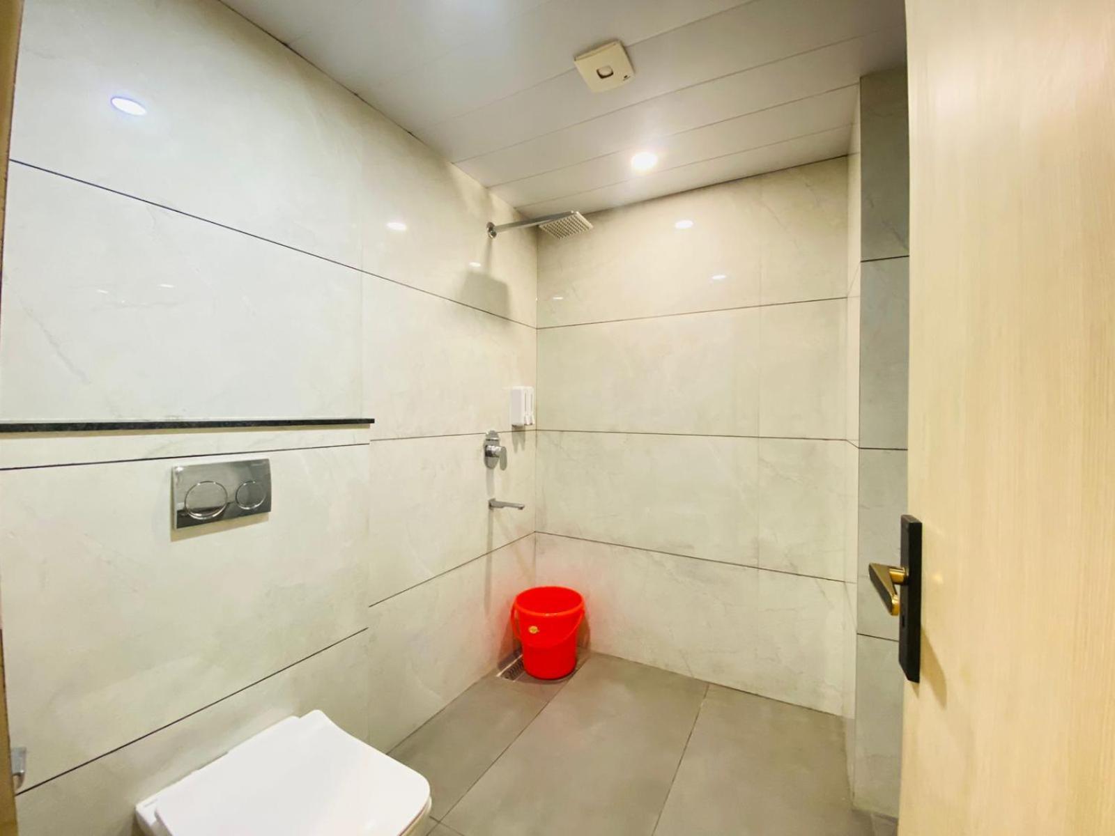 Hotel Holiday Grand Greater Noida Εξωτερικό φωτογραφία